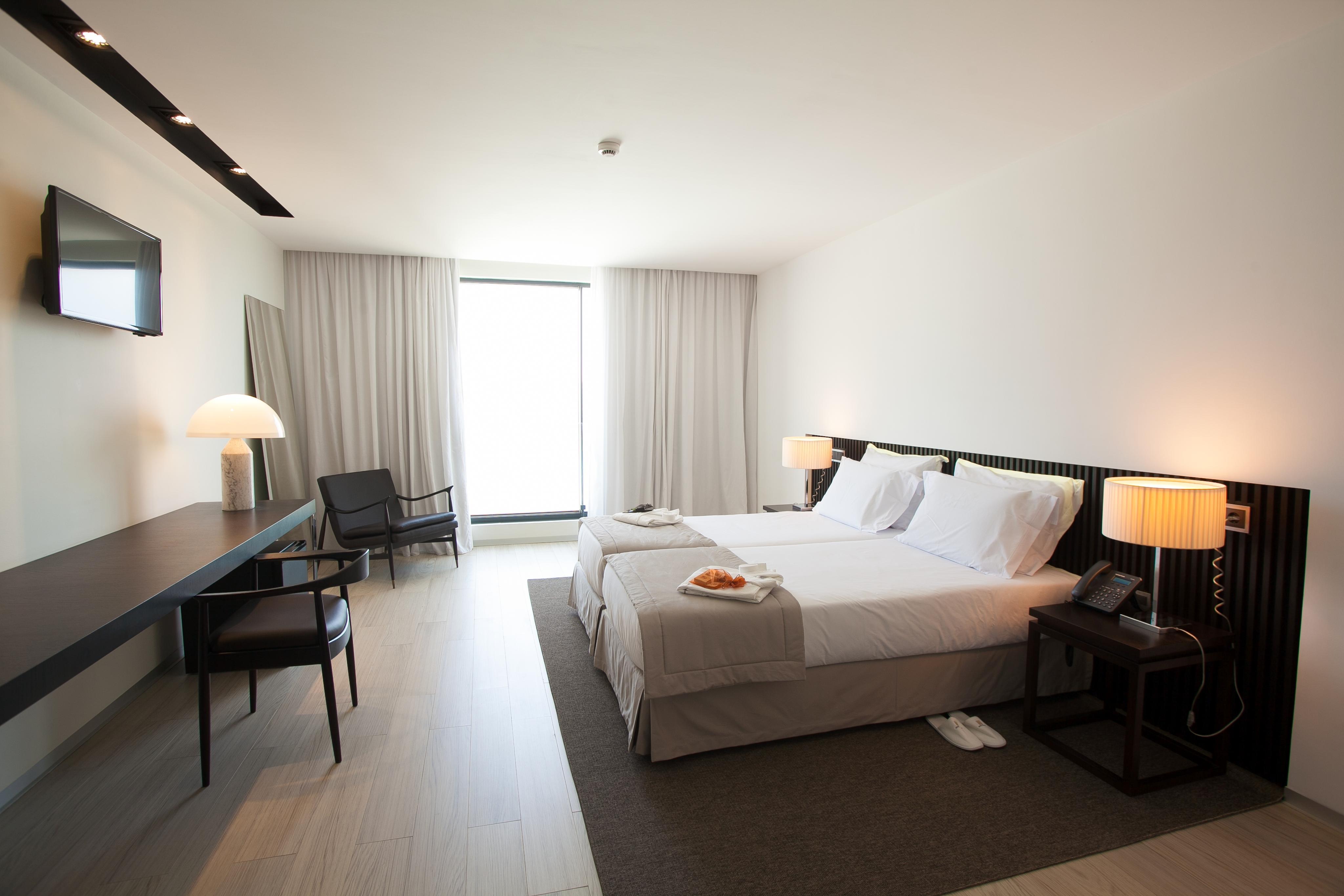 פראייה Hotel Perola מראה חיצוני תמונה