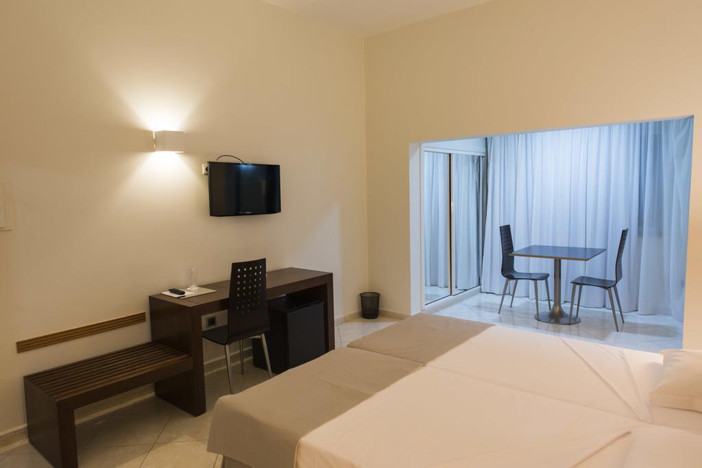 פראייה Hotel Perola מראה חיצוני תמונה